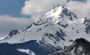 78 Il Tre Signori, in basso a sinistra la doppia cuspide del Pizzo di San Giovanni...